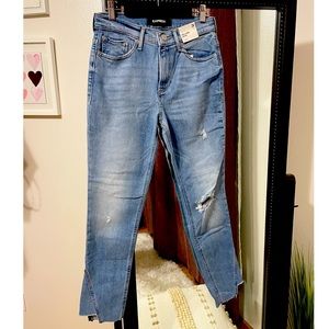 NWT High Rise Legging Jean with Ankle Detail